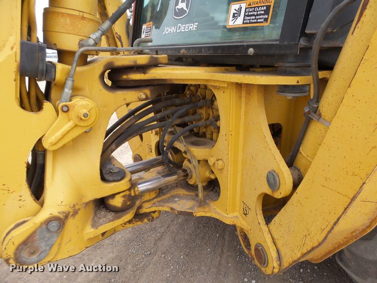 image for item DB1907 2005 John Deere 310SG backhoe
