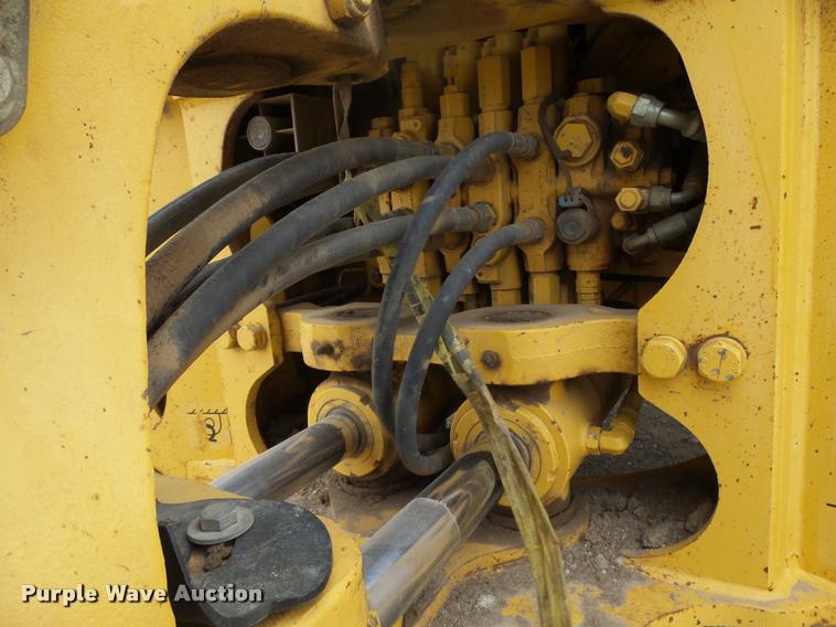 image for item DB1907 2005 John Deere 310SG backhoe