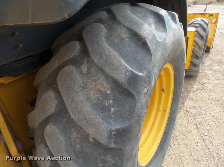 image for item DB1907 2005 John Deere 310SG backhoe