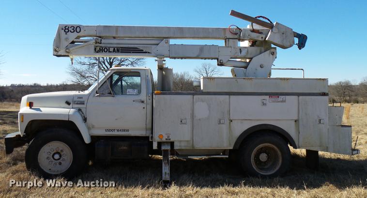 image for item DB2318 1994 Ford F700 bucket truck