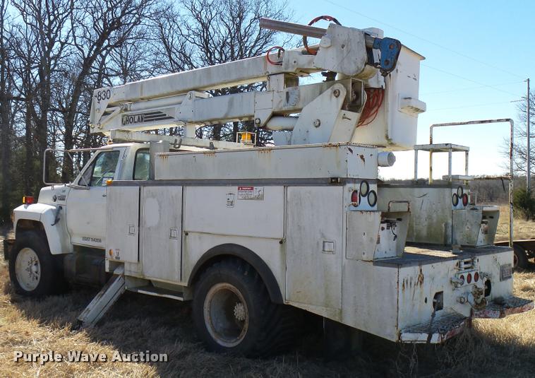 image for item DB2318 1994 Ford F700 bucket truck