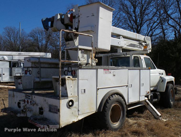 image for item DB2318 1994 Ford F700 bucket truck