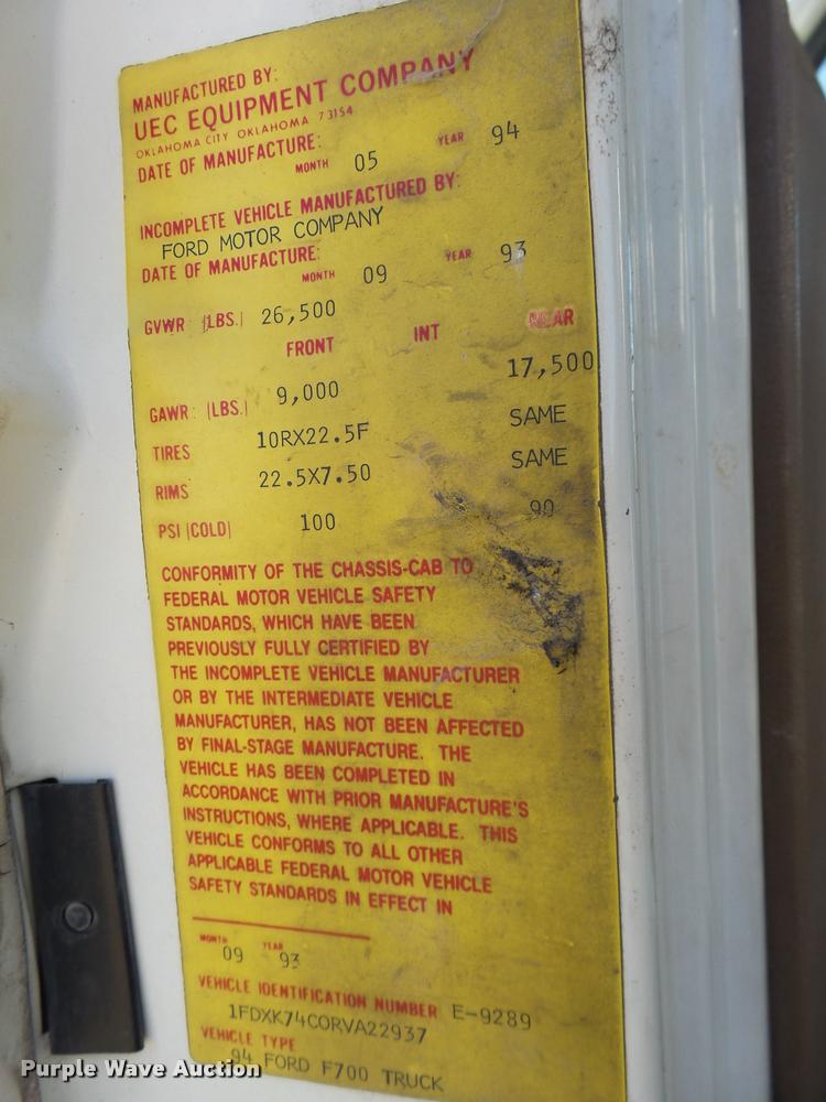 image for item DB2318 1994 Ford F700 bucket truck