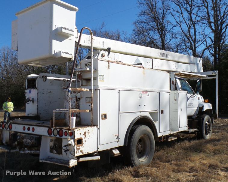 image for item DB2320 1997 GMC C7500 bucket truck