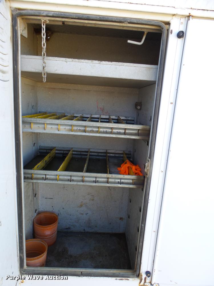 image for item DB2320 1997 GMC C7500 bucket truck