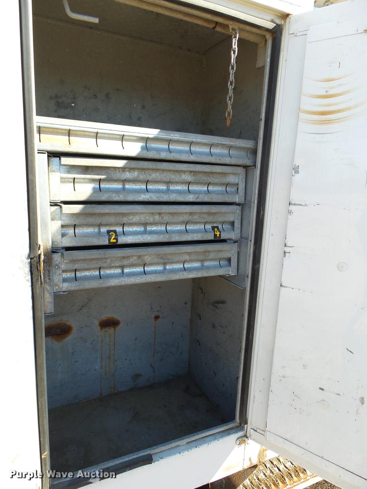 image for item DB2320 1997 GMC C7500 bucket truck