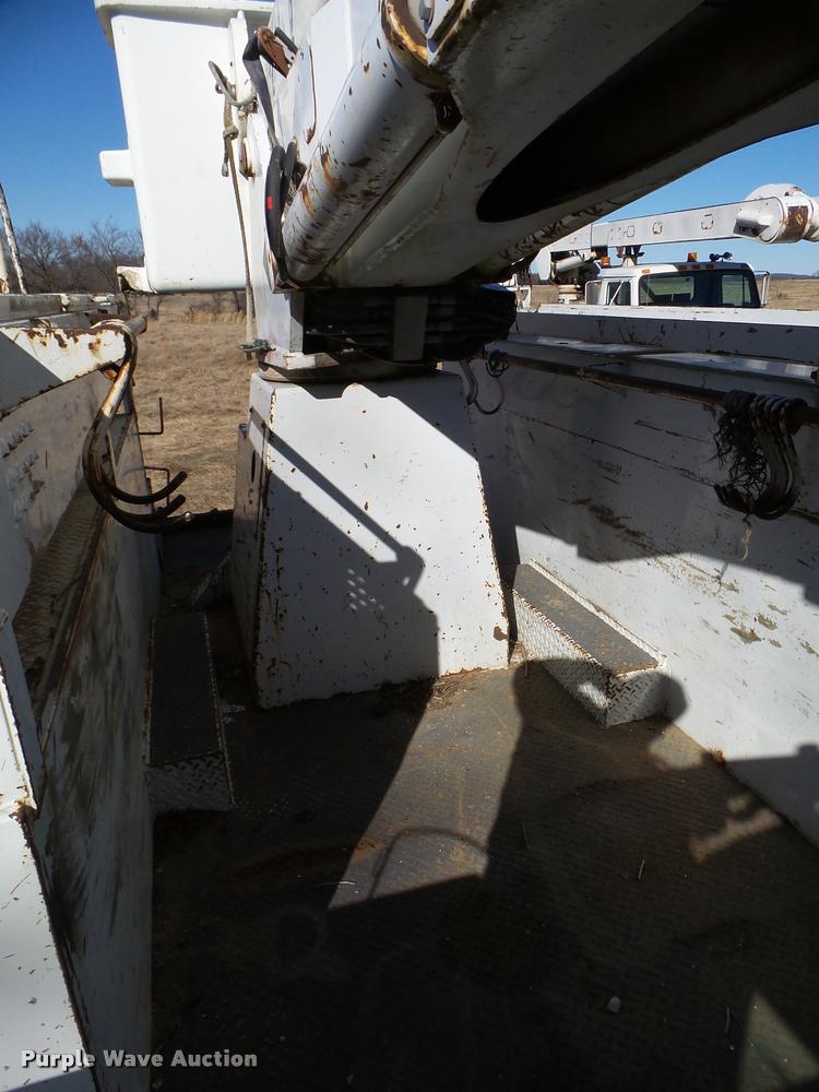 image for item DB2320 1997 GMC C7500 bucket truck