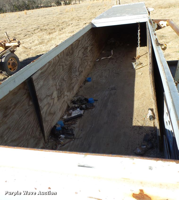 image for item DB2320 1997 GMC C7500 bucket truck