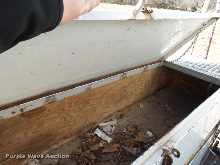 image for item DB2320 1997 GMC C7500 bucket truck