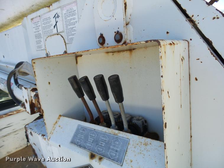 image for item DB2320 1997 GMC C7500 bucket truck