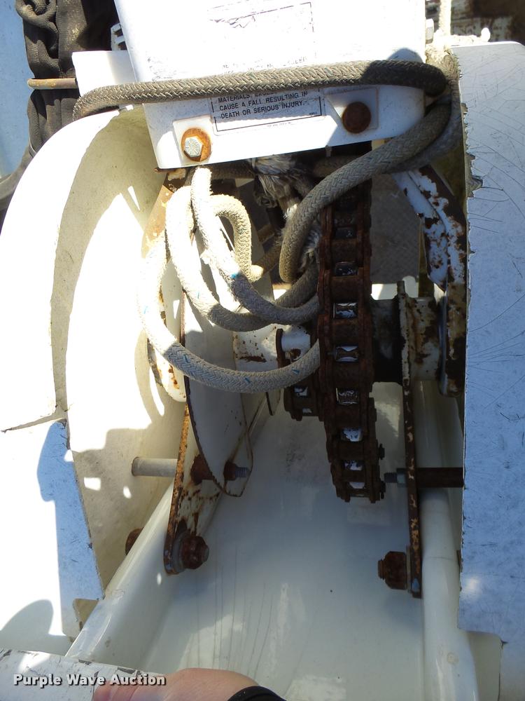 image for item DB2320 1997 GMC C7500 bucket truck