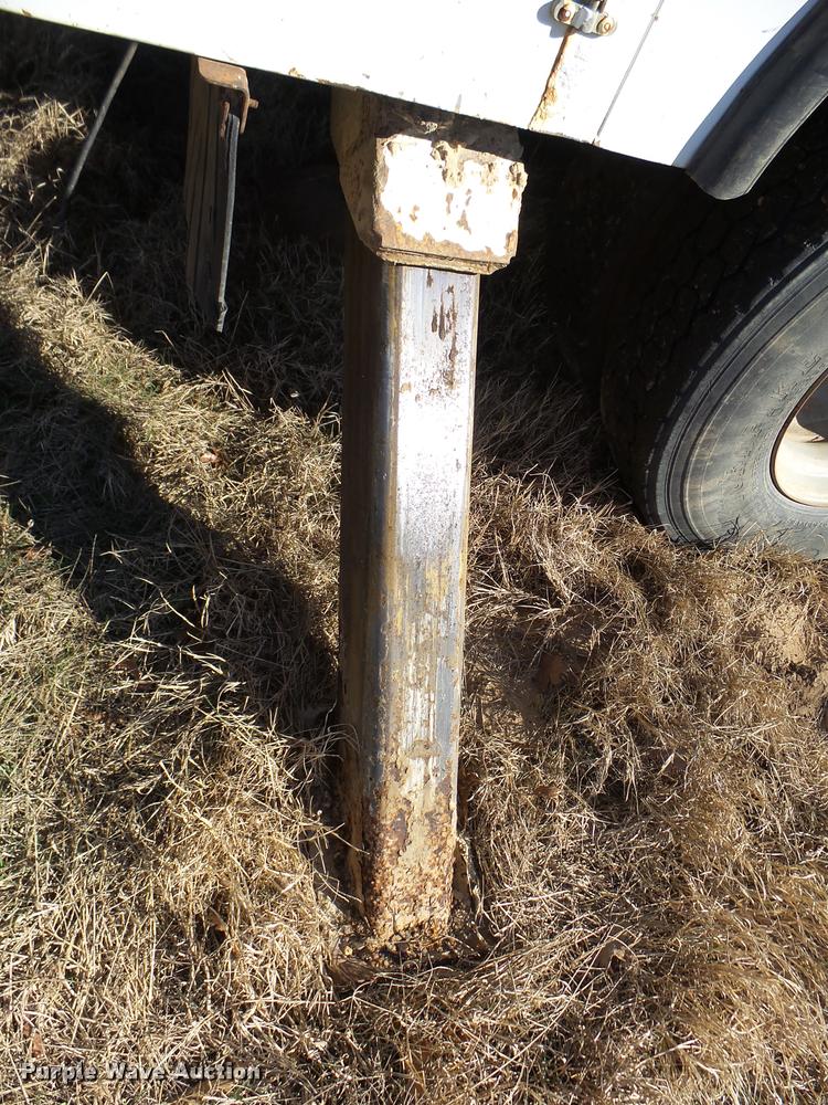 image for item DB2320 1997 GMC C7500 bucket truck