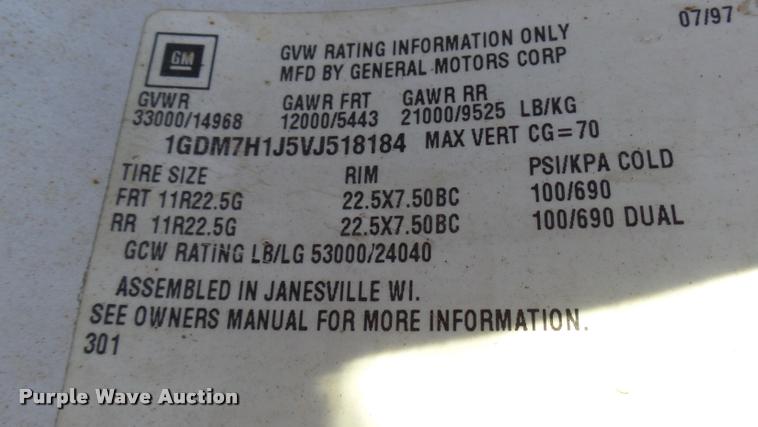 image for item DB2320 1997 GMC C7500 bucket truck