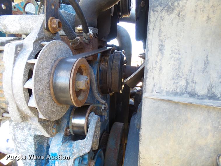 image for item DB2322 1998 International 4900 digger derrick truck