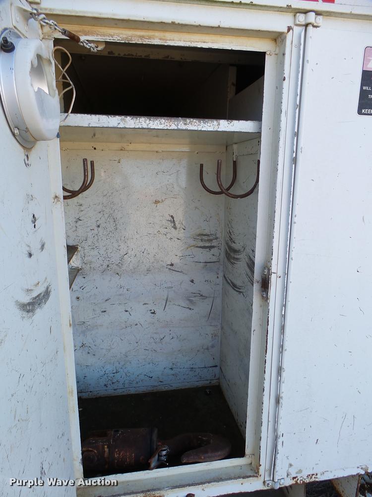 image for item DB2322 1998 International 4900 digger derrick truck