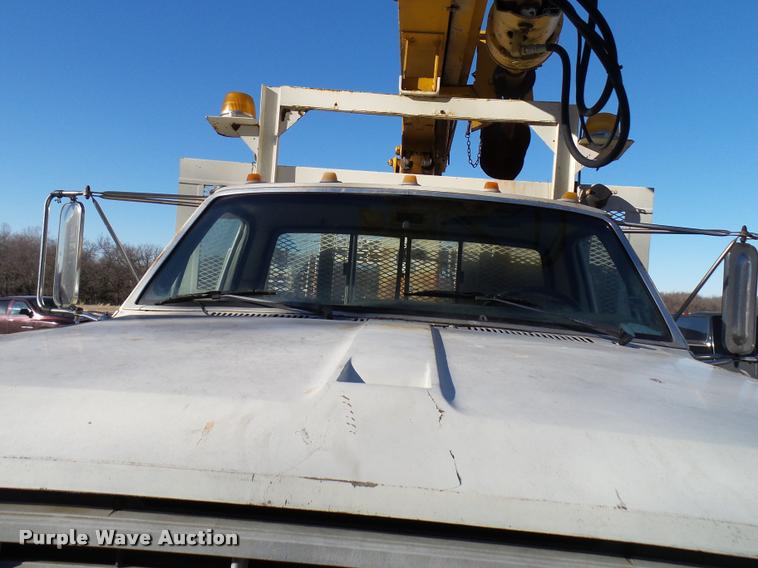 image for item DB2323 1986 Ford F800 digger derrick truck