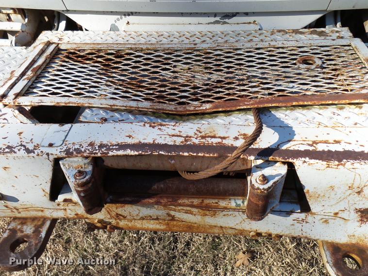 image for item DB2323 1986 Ford F800 digger derrick truck