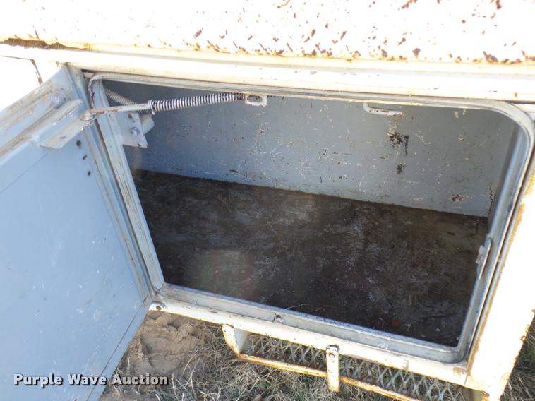 image for item DB2323 1986 Ford F800 digger derrick truck