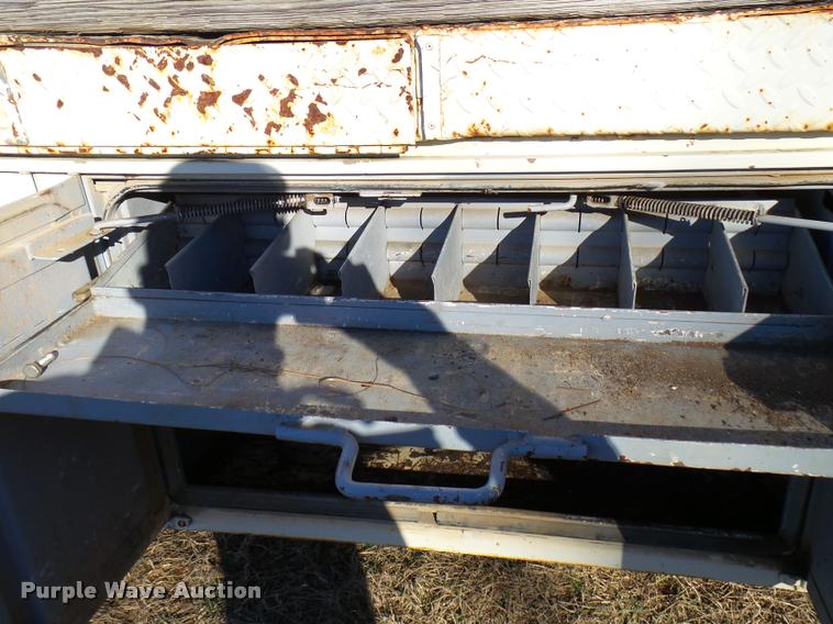 image for item DB2323 1986 Ford F800 digger derrick truck