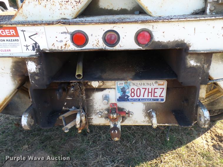 image for item DB2323 1986 Ford F800 digger derrick truck