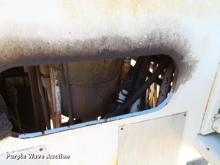 image for item DB2323 1986 Ford F800 digger derrick truck