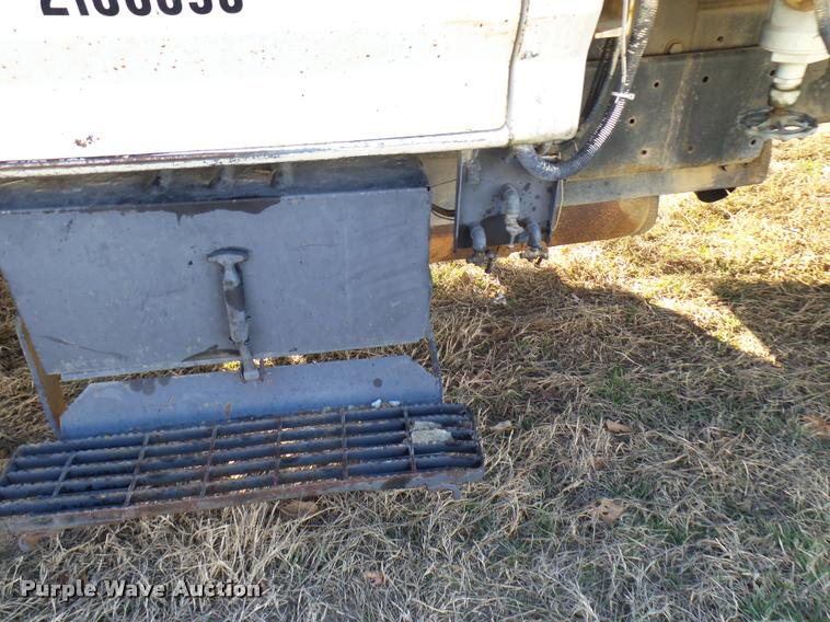 image for item DB2323 1986 Ford F800 digger derrick truck