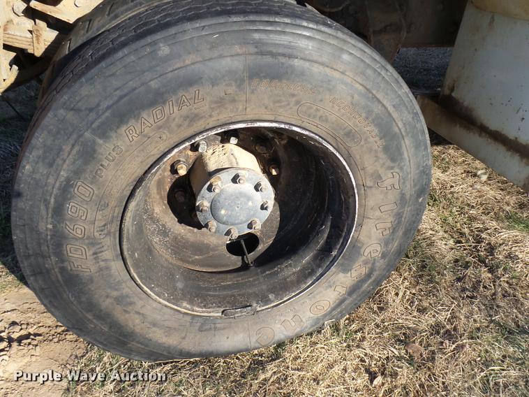 image for item DB2323 1986 Ford F800 digger derrick truck