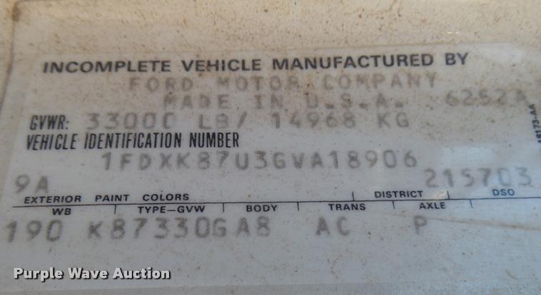 image for item DB2323 1986 Ford F800 digger derrick truck