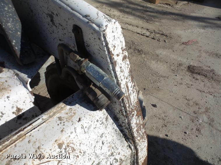 image for item DB2932 1995 Bobcat 763 skid steer