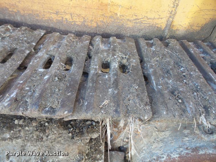 image for item DB2934 International 175C track loader