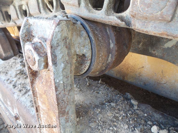 image for item DB2934 International 175C track loader