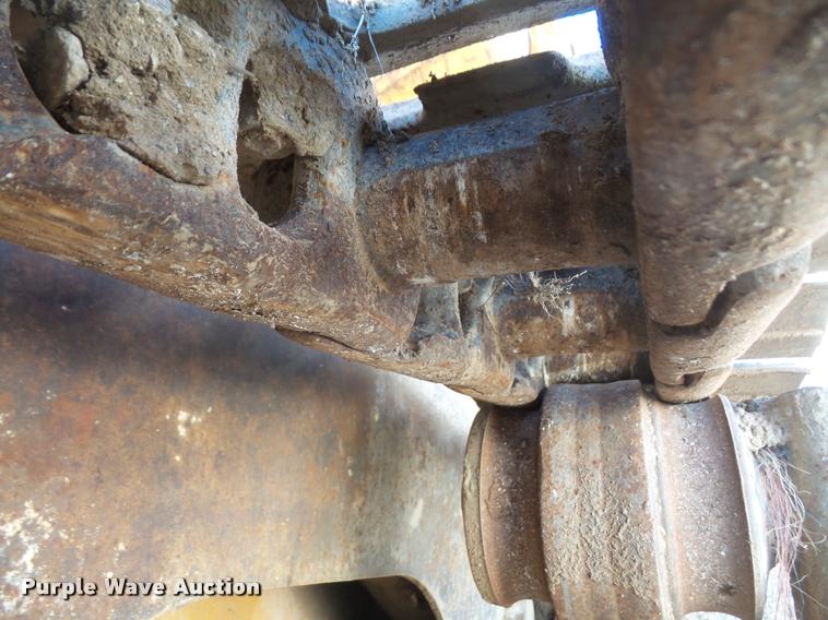 image for item DB2934 International 175C track loader