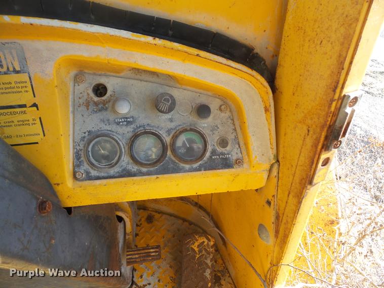 image for item DB2939 1975 John Deere 544B wheel loader