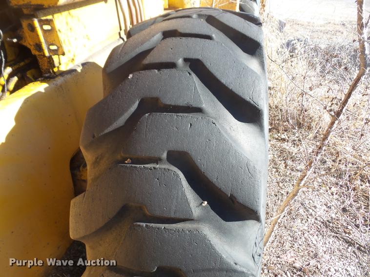 image for item DB2939 1975 John Deere 544B wheel loader