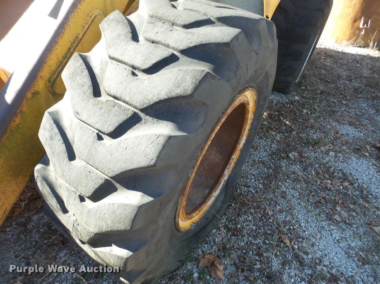 image for item DB2939 1975 John Deere 544B wheel loader
