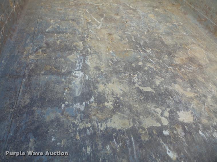 image for item DB2949 1993 Ford F700 dump truck