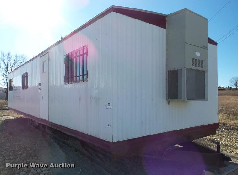 image for item DB5388 2000 TSI jobsite trailer