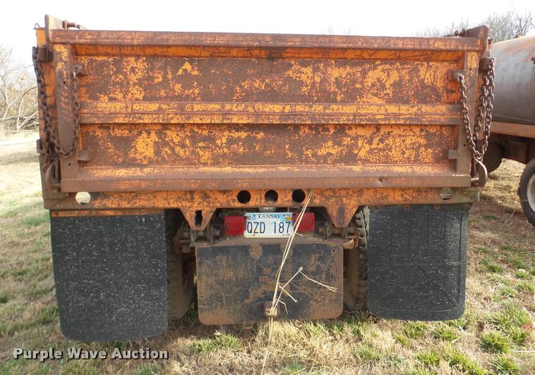 image for item DB5392 1975 GMC 6000 dump truck