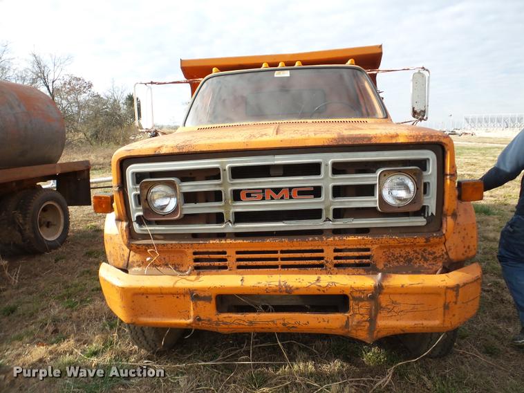 image for item DB5392 1975 GMC 6000 dump truck