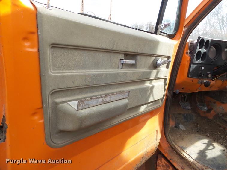 image for item DB5392 1975 GMC 6000 dump truck