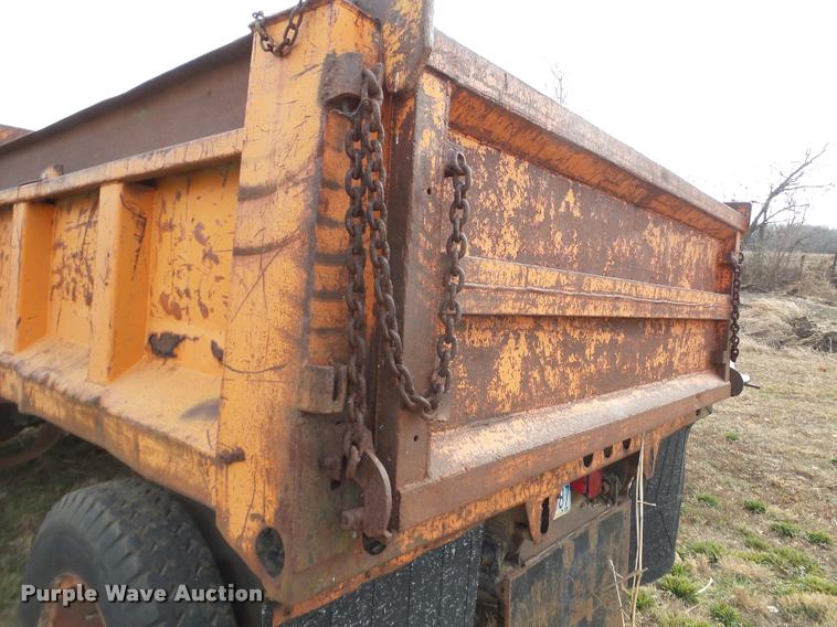 image for item DB5392 1975 GMC 6000 dump truck