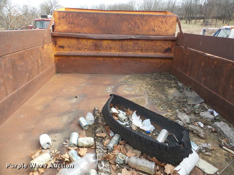 image for item DB5392 1975 GMC 6000 dump truck