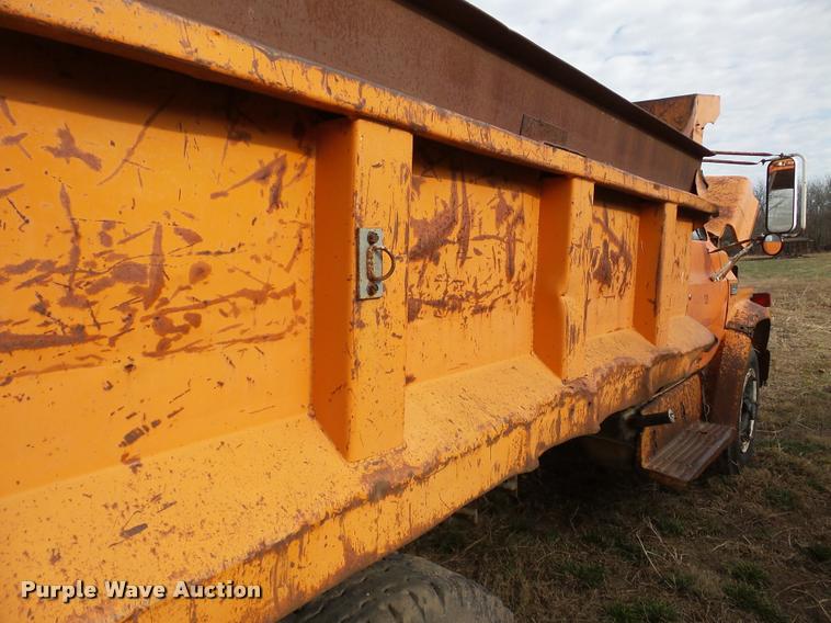 image for item DB5392 1975 GMC 6000 dump truck