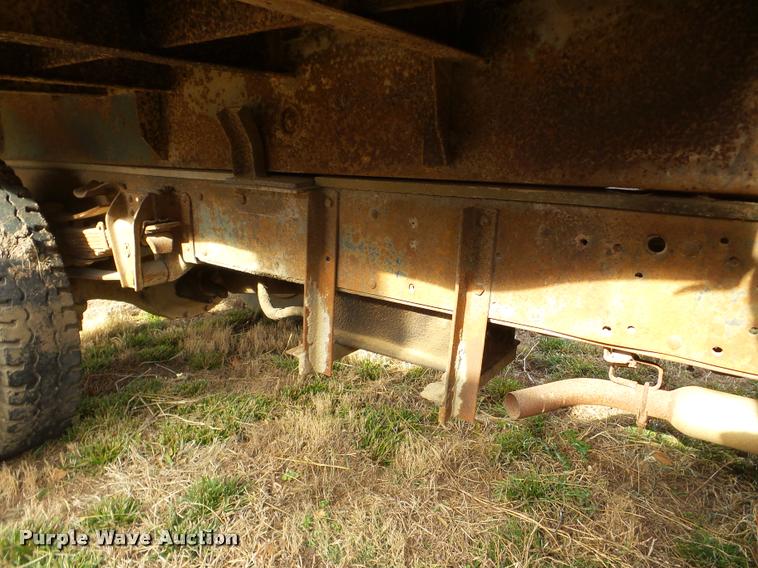 image for item DB5392 1975 GMC 6000 dump truck