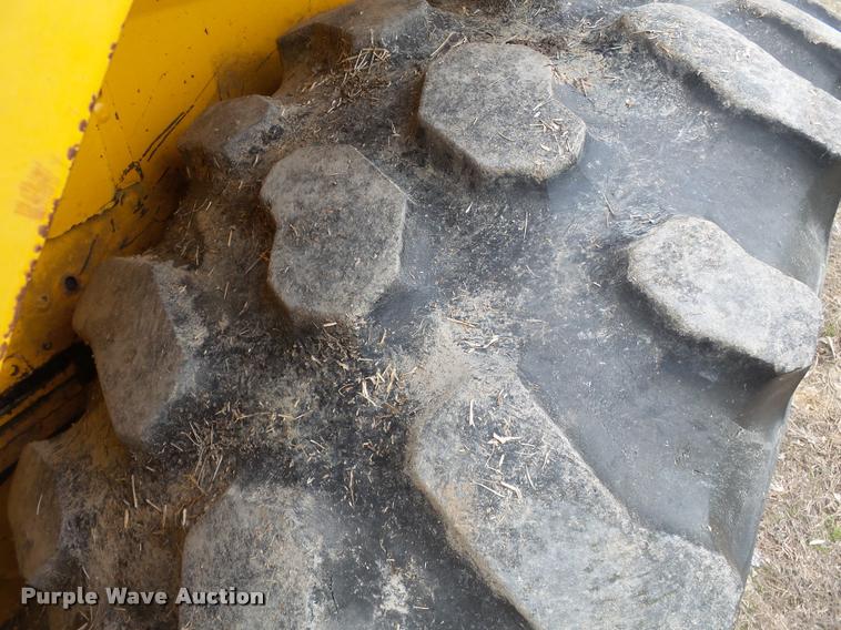 image for item K3371 1989 John Deere 410C backhoe