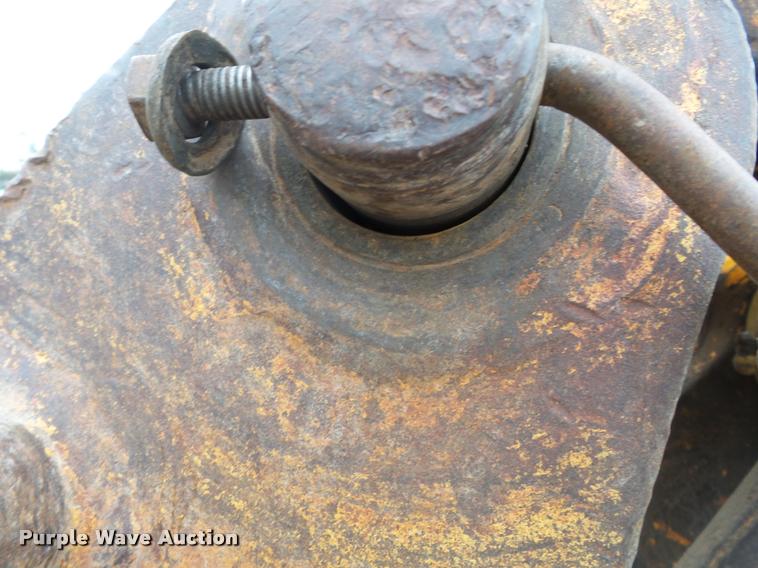 image for item K3371 1989 John Deere 410C backhoe