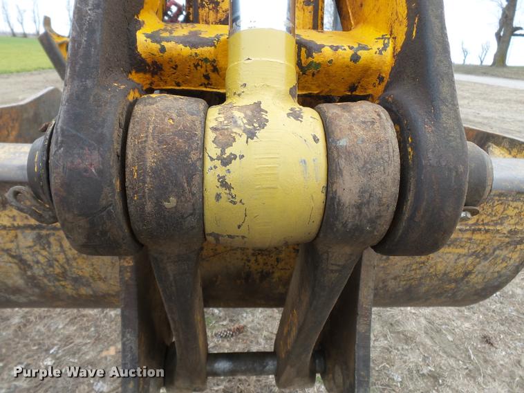 image for item K3371 1989 John Deere 410C backhoe