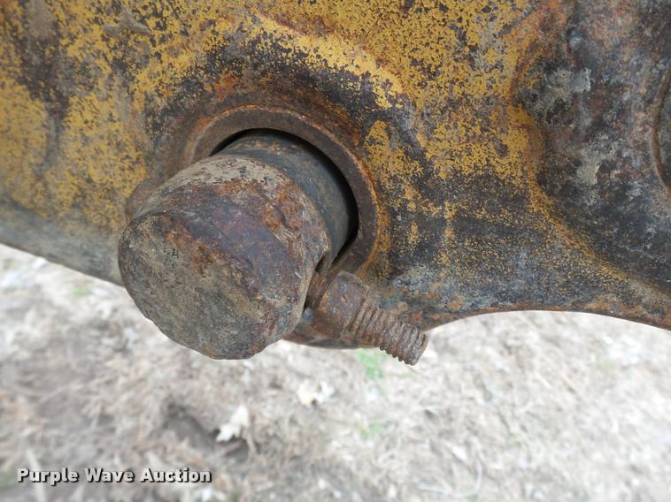 image for item K3371 1989 John Deere 410C backhoe