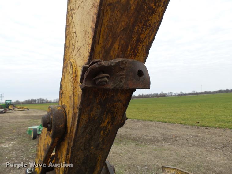 image for item K3371 1989 John Deere 410C backhoe