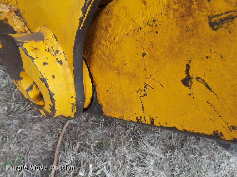 image for item K3371 1989 John Deere 410C backhoe